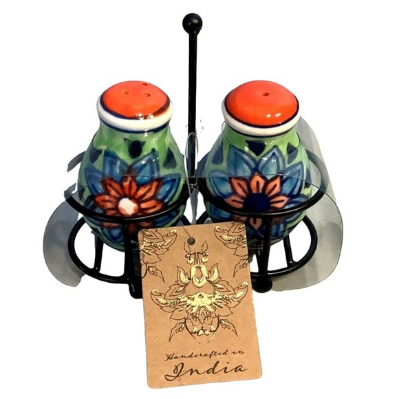 Salt and Pepper Shaker Hand Painted Iron Holder Handcrafted  India Ceramic - Picture 2 of 7
